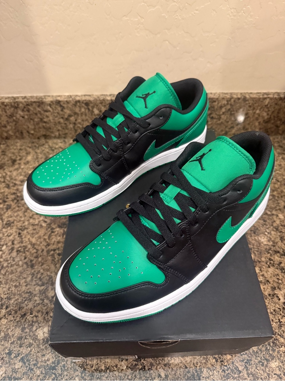 Air Jordan 1 Low